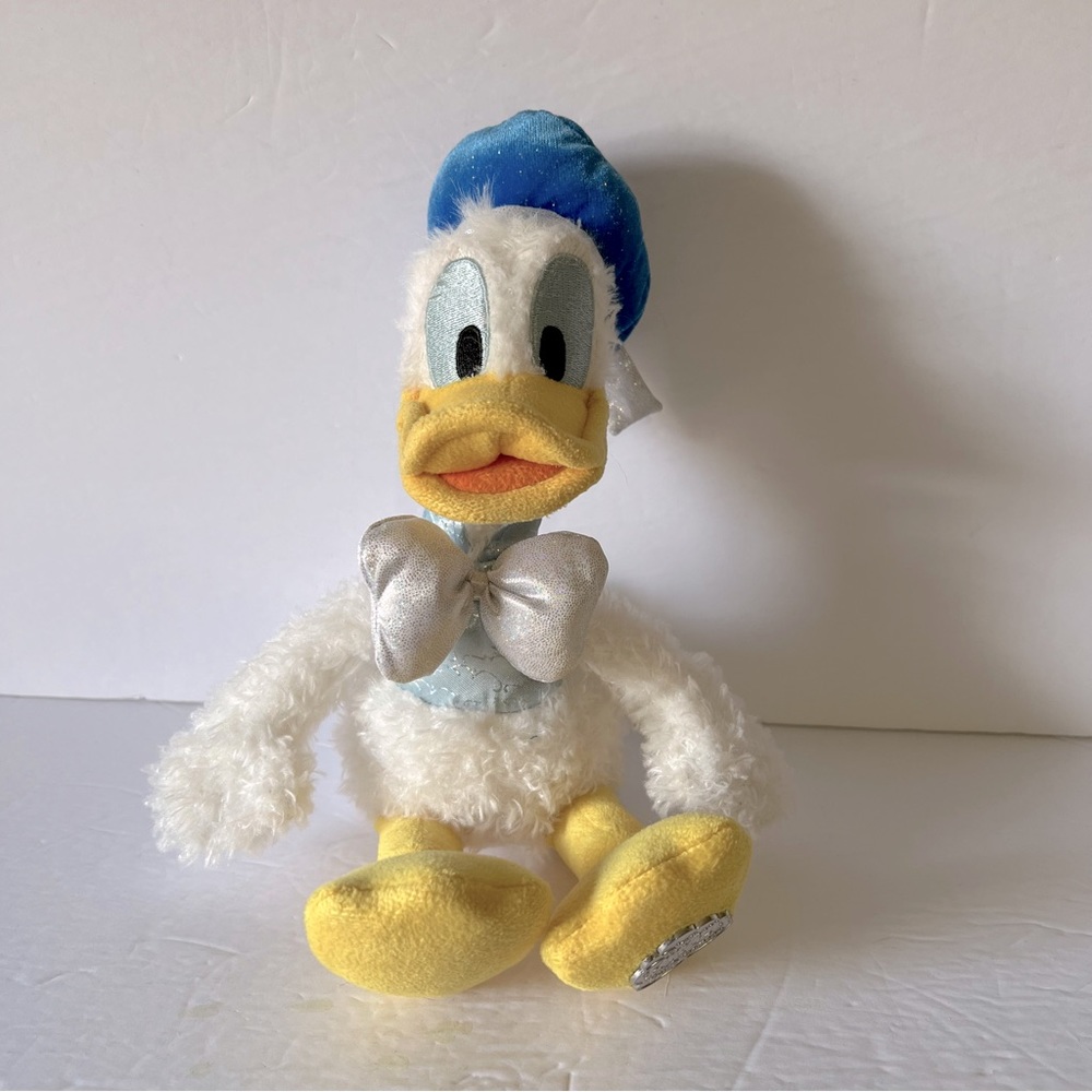 Disney Parks Exclusive Disneyland Dream Friends Donald Duck 11" Plush Toy